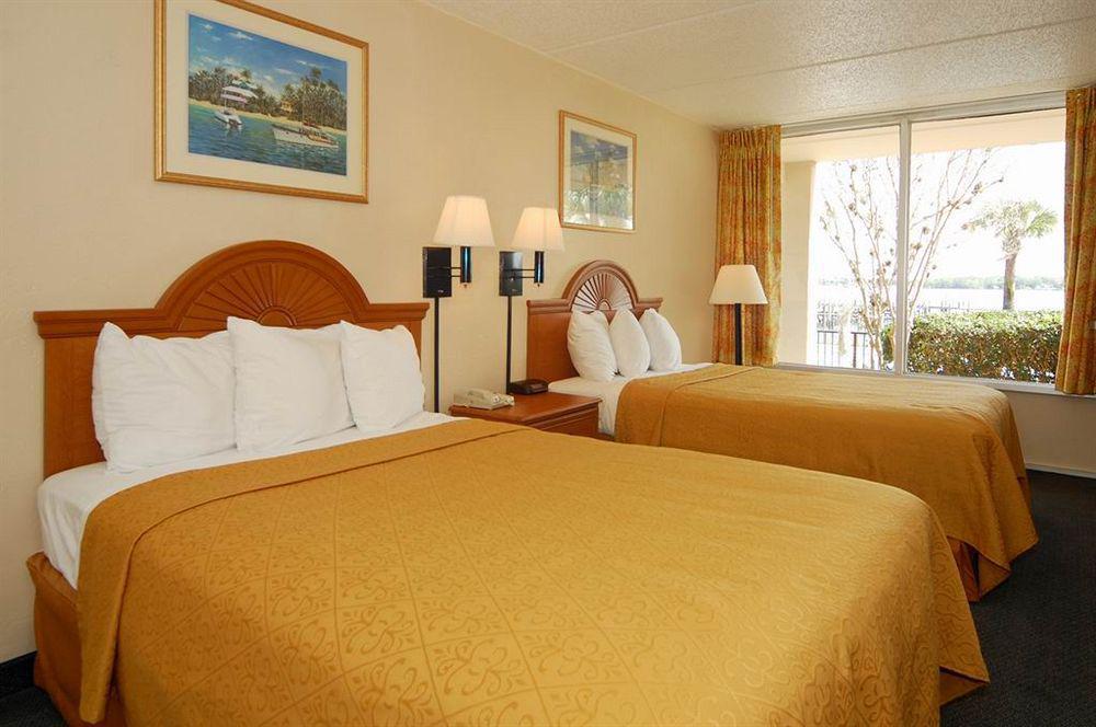 Quality Inn And Suites Riverfront Palatka Pokoj fotografie